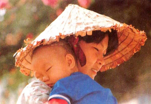 Để giảm bớt tội ác cần trau dồi đạo đức cá nhân ngay từ thơ ấu. Ảnh: tinypic.com