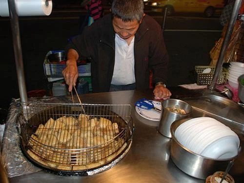 Món ăn dân dã này còn là đề tài nghiên cứu khoa học quen thuộc