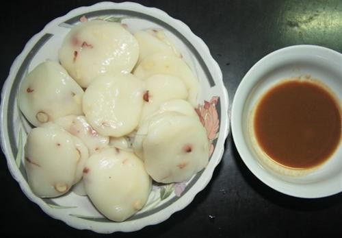 Bánh đúc, tương Bần - Ảnh: Tiến Thành Bánh đúc, tương Bần - Ảnh: Tiến Thành