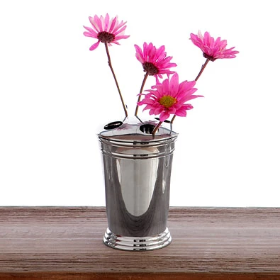 Những kiểu cắm hoa không cần lọ ảnh 6