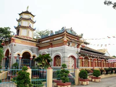 chùa tam bảo thành phố rạch giá