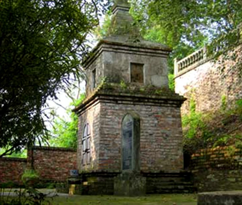 Tháp Viên Tuệ - nơi ni sư Đàm Chính đã phát hiện nhục thân thiền sư Như Trí.