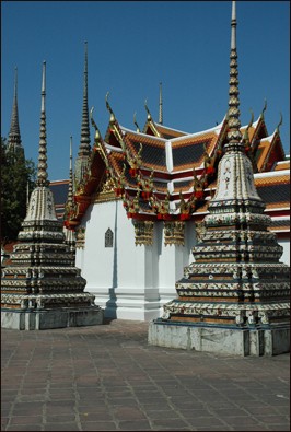 _watpo_courtyard8.jpg