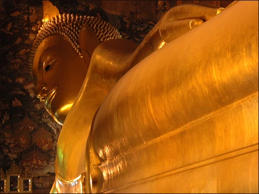 watpo_recliningbhudda1.jpg