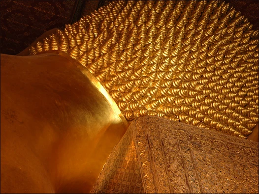 watpo_recliningbhudda4.jpg
