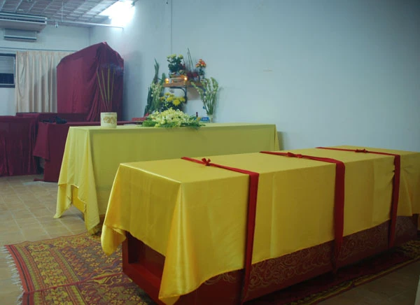 Trang nghiêm lễ hoàn táng vua Lê Dụ Tông ảnh 4 Trang nghiêm lễ hoàn táng vua Lê Dụ Tông ảnh 4