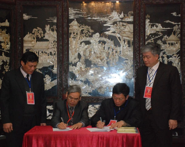 Trang nghiêm lễ hoàn táng vua Lê Dụ Tông ảnh 7 Trang nghiêm lễ hoàn táng vua Lê Dụ Tông ảnh 7