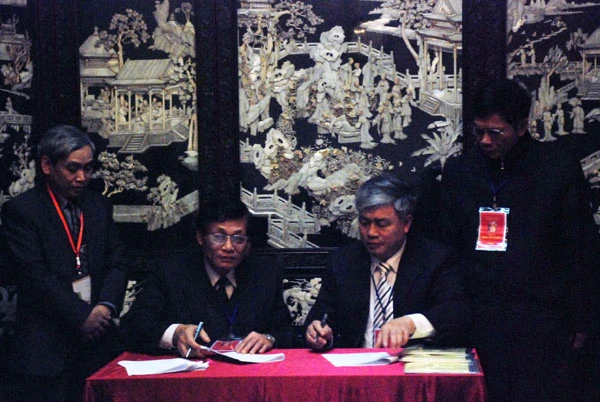 Trang nghiêm lễ hoàn táng vua Lê Dụ Tông ảnh 8 Trang nghiêm lễ hoàn táng vua Lê Dụ Tông ảnh 8