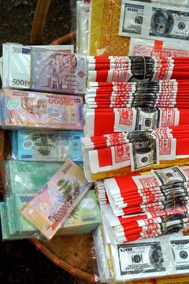 Tiền âm phủ thời polymer ảnh 3