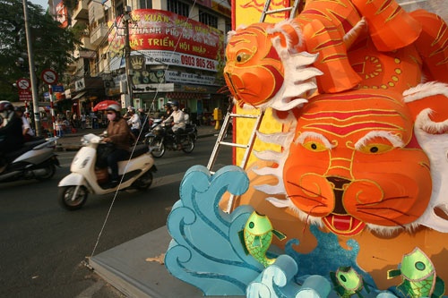 Đi chợ Tết Bến Thành ảnh 2