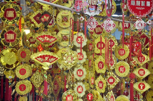Xuân về rộn ràng trên phố