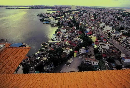 Chiều phủ Tây Hồ