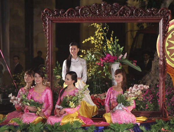Tưng bừng khai hội phố hoa ảnh 10 Tưng bừng khai hội phố hoa ảnh 10
