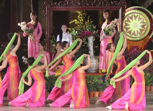 Tưng bừng khai hội phố hoa ảnh 11 Tưng bừng khai hội phố hoa ảnh 11