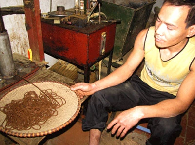 Làng nhang rộn ràng chờ Tết ảnh 10