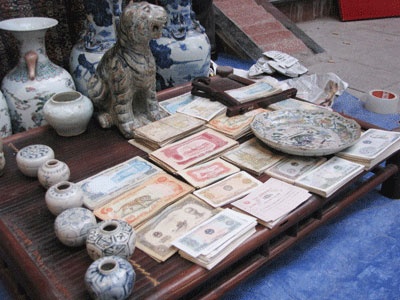 Đi chợ đồ cổ ngày giáp Tết ảnh 11