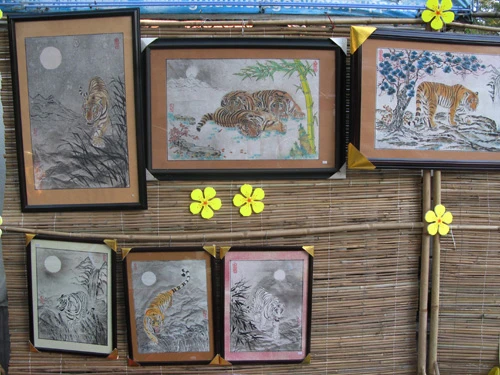 Nhộn nhịp phố ông đồ Sài Gòn