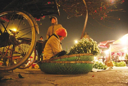 Chuyện ảnh: Xuân đưa làng vào phố ảnh 7