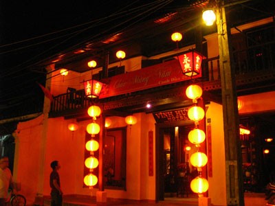 Hội An huyền ảo đèn lồng ngày giáp Tết ảnh 6 Hội An huyền ảo đèn lồng ngày giáp Tết ảnh 6