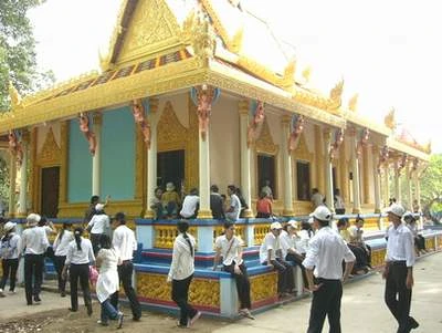 Cổ tự giữa miệt vườn ảnh 2