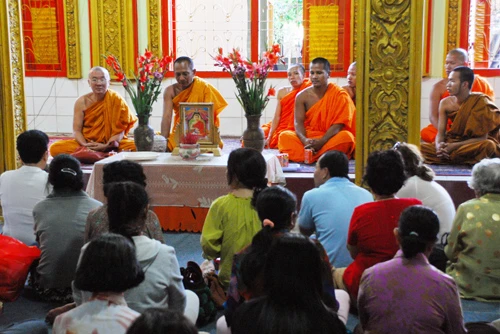 Lễ cúng mừng Tết Nguyên Đán năm Canh Dần tại chùa Chăntarăngsây, P.7, Q.3, TP.HCM - Ảnh : Hoàng Thạch Vân