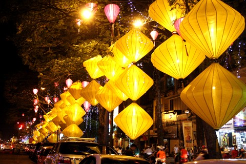 Đường phố Sài Gòn lung linh ánh sáng ảnh 3 Đường phố Sài Gòn lung linh ánh sáng ảnh 3
