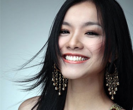 Thùy Lâm: “Tết nào gia đình tôi cũng đi lễ chùa Hương” (*) ảnh 1