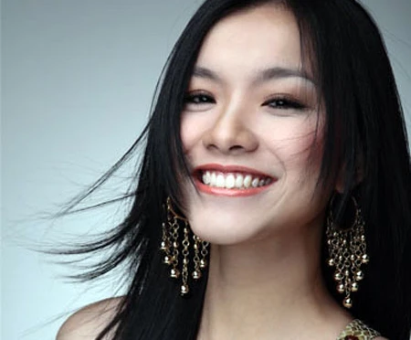 Thùy Lâm: “Tết nào gia đình tôi cũng đi lễ chùa Hương” (*) ảnh 1