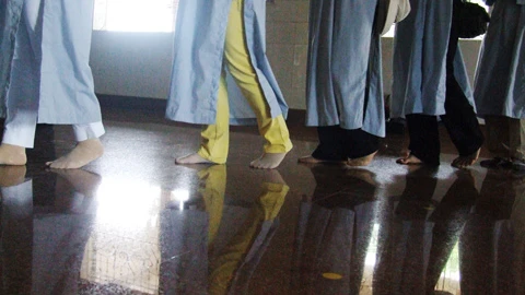 Những bước chân an lạc.