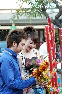 Quang Hà, Sỹ Luân lên chùa cầu may