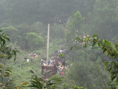 Nghẹt thở đi lễ chùa đầu năm ảnh 1