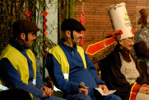 14. Tao chua Son Ha va Xom Moi.jpg