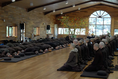 36. Quy Su co danh le quy Thay