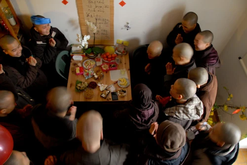 62. Tham phong su co Chan Khong.jpg