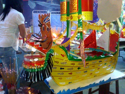 Long Chu, một phần không thể thiếu của Lễ cầu an "xóm" tại Hội An