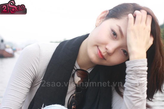 Minh Hằng trẩy hội chùa Hương ảnh 7