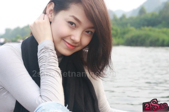 Minh Hằng trẩy hội chùa Hương ảnh 12