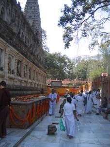 Lần đầu chiêm bái Bồ Đề Đạo Tràng ở Ấn Độ (phần 1) ảnh 4