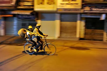 Hà Nội: Lung linh Hà Nội lúc canh khuya ảnh 11