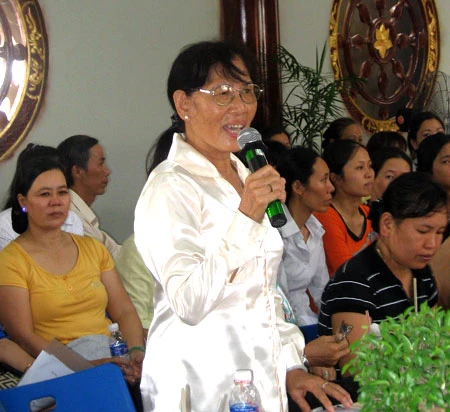 Họp mặt nhà giáo, y bác sĩ & nhân sĩ trí thức triển khai công tác tổ chức Hội thảo Hoằng pháp toàn quốc 2010