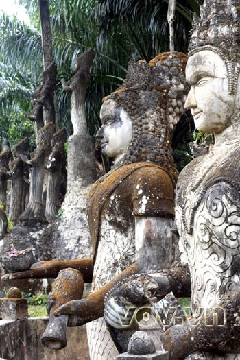 Thăm vườn chư Phật Viêng Chăn ảnh 7