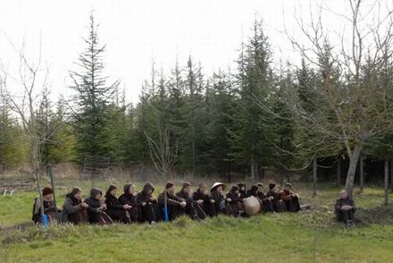 06. Ngoi choi o chua Son Ha.jpg