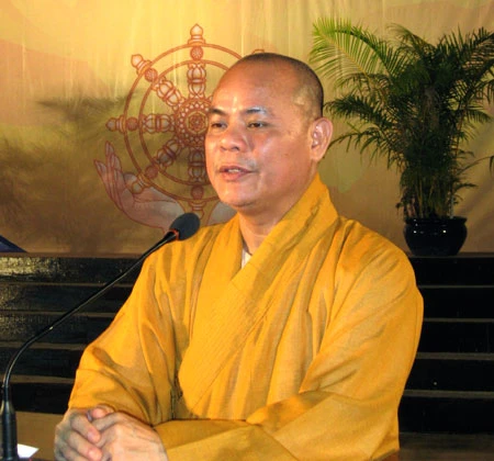 Tổng khai giảng các đạo tràng & ký kết bảo trợ thông tin hội 
thảo Hoằng pháp với báo Giác Ngộ