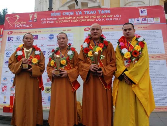 Hà Nội: Lễ trao cúp vàng "Vì sự phát triển cộng đồng" lần thứ V ảnh 14 Hà Nội: Lễ trao cúp vàng "Vì sự phát triển cộng đồng" lần thứ V ảnh 14