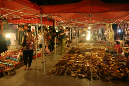 Chợ đêm tại Luang Prabang.
