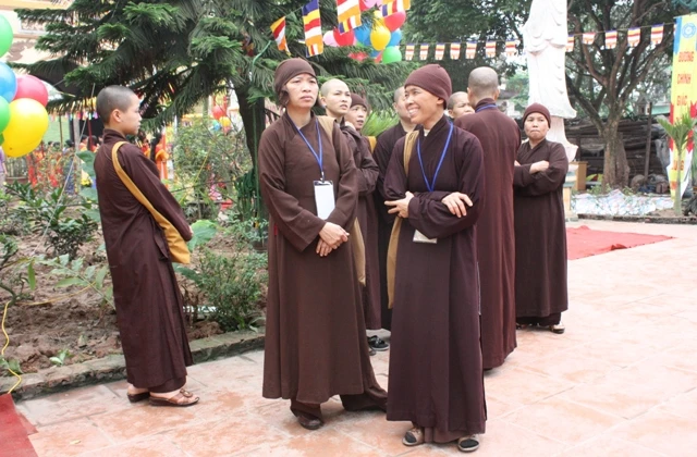 Chùa Diên Phúc đúc tượng và chuông đồng lớn ảnh 2