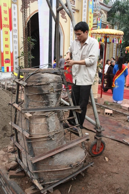 Chùa Diên Phúc đúc tượng và chuông đồng lớn ảnh 5