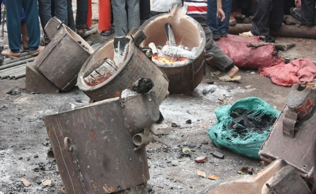 Chùa Diên Phúc đúc tượng và chuông đồng lớn ảnh 9