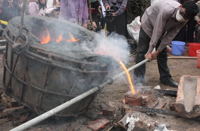 Chùa Diên Phúc đúc tượng và chuông đồng lớn ảnh 13