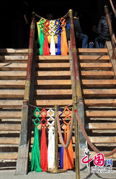 Cung điện kỳ bí ở Tây Tạng ảnh 10 Cung điện kỳ bí ở Tây Tạng ảnh 10